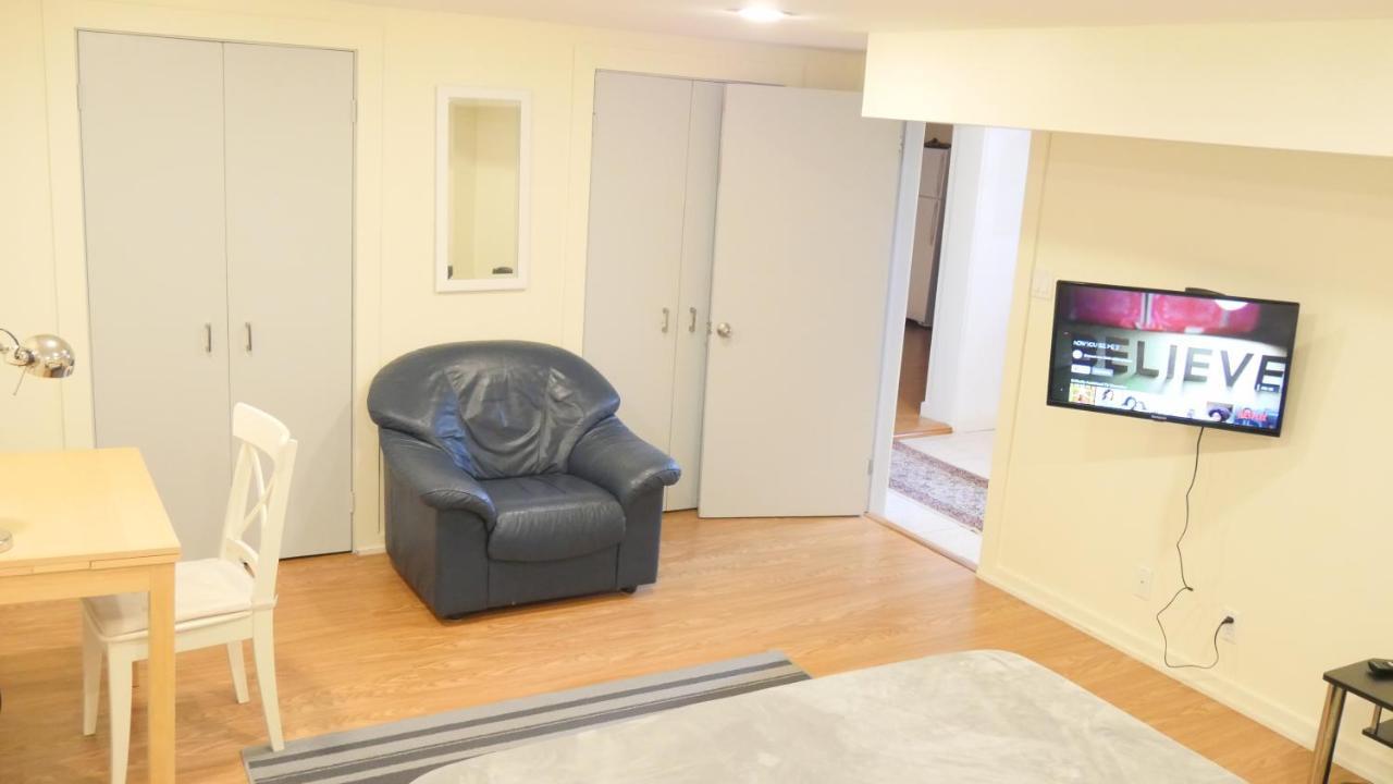Richview Gardens Apartment Toronto Extérieur photo